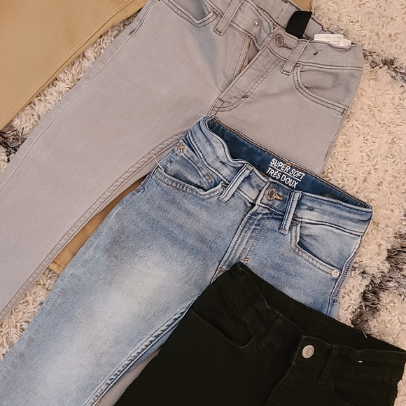 4 pairs 5T H&M Jeans - Picture 2 of 7